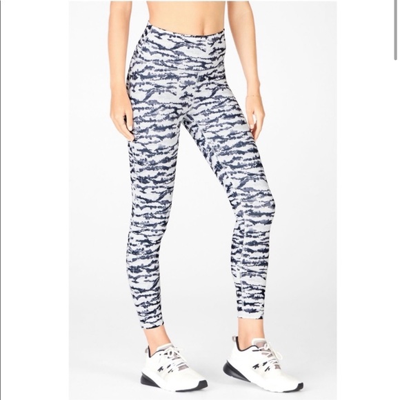 FABLETICS “Oasis” Power Hold High Waisted Cold Weather Leggings XS - Picture 10 of 15